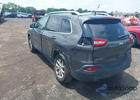 2015 Jeep Cherokee Latitude z USA, uszkodzony, nr VIN 1C4PJMCB8FW588994